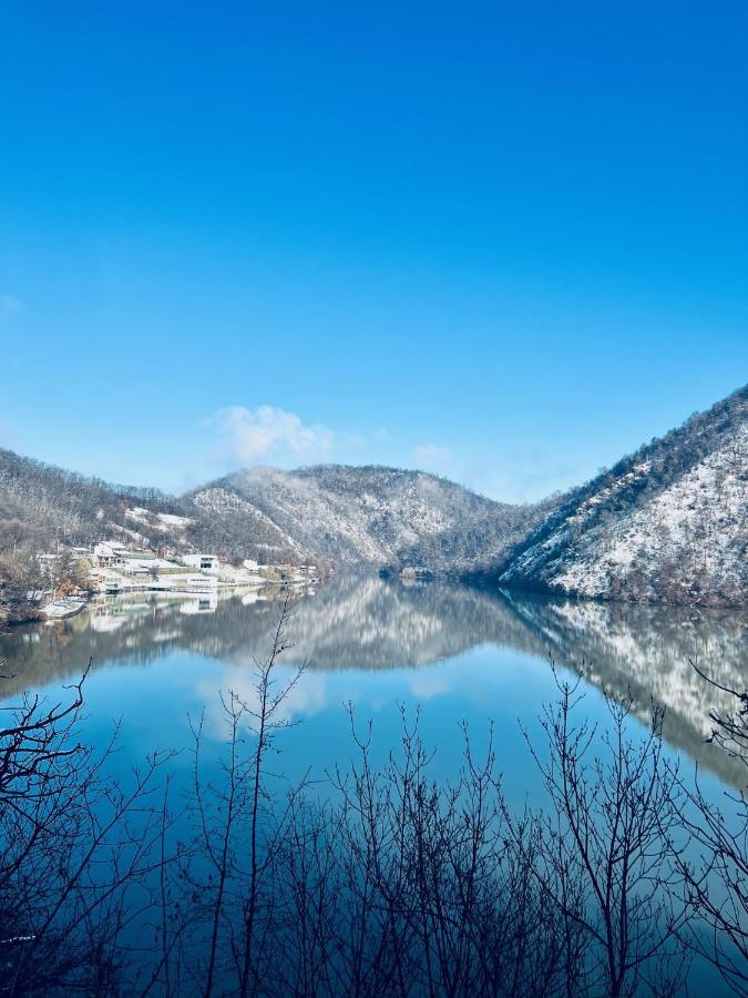 Nautica Bahna Hotel Orşova Exterior foto